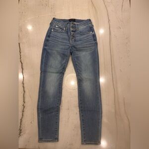Lucky Brand Light Blue Skinny Jeans